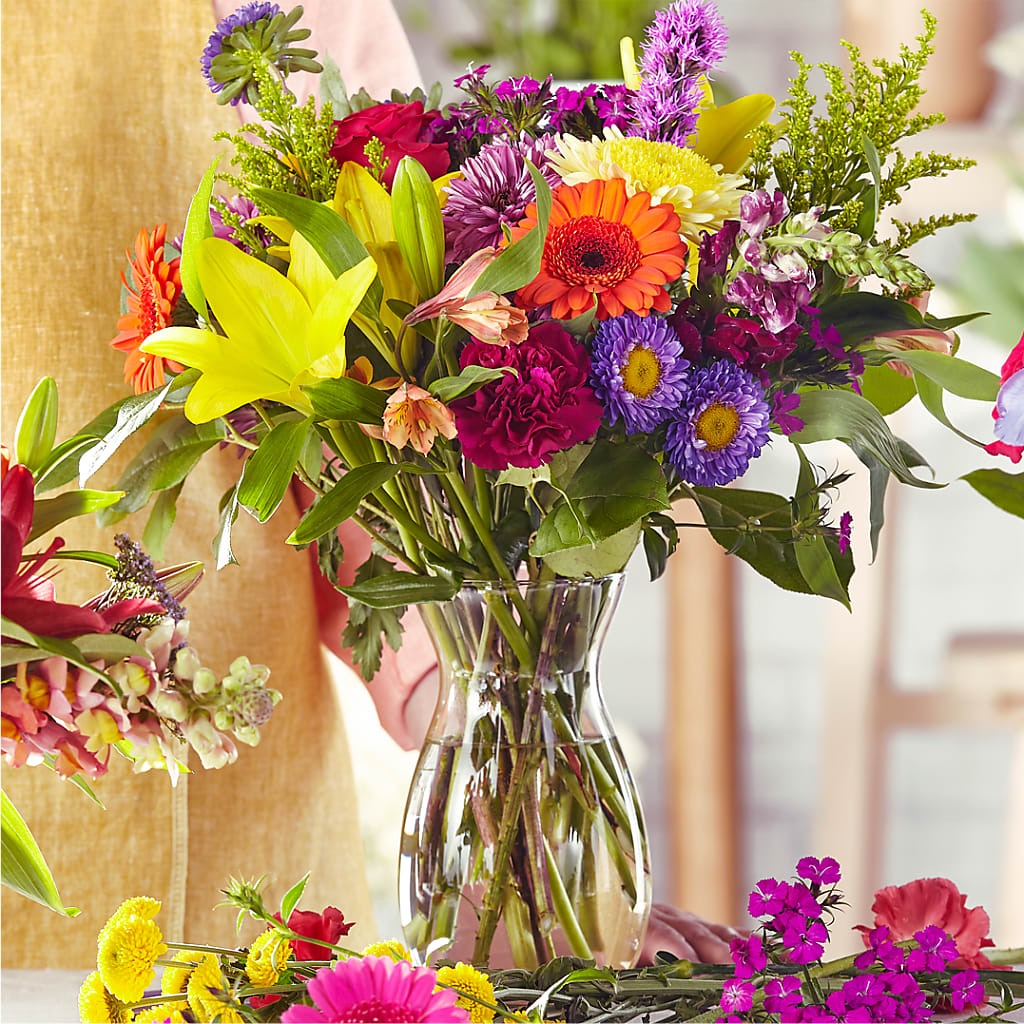 Bold & Bright – A Florist Original – LATE BLOOMERS FLORAL & GIFT LLC, Willmar MN