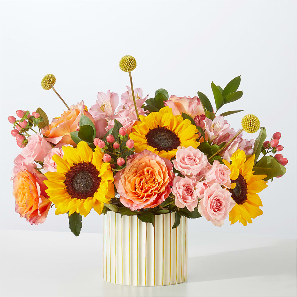 Sun's Out Bouquet – LATE BLOOMERS FLORAL & GIFT LLC, Willmar MN