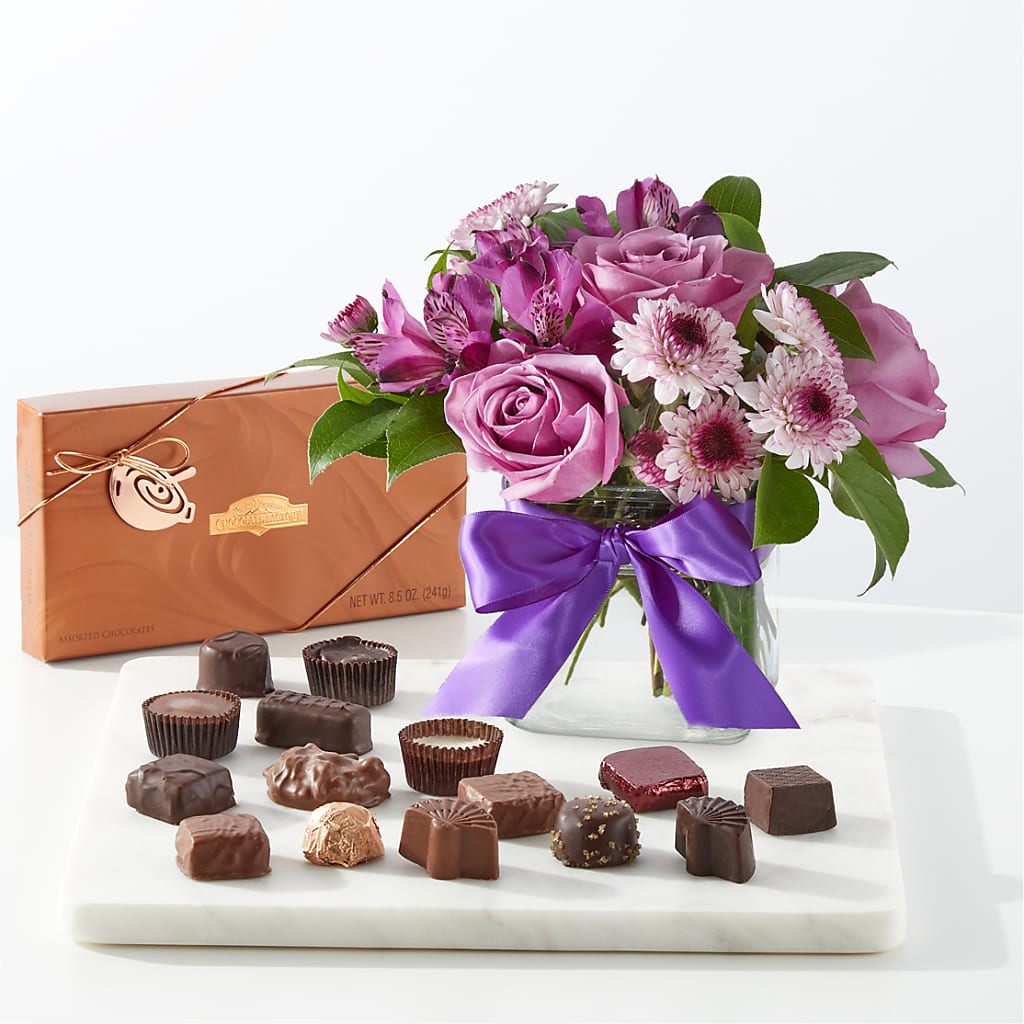 Sugarplum Bouquet – LATE BLOOMERS FLORAL & GIFT LLC, Willmar MN