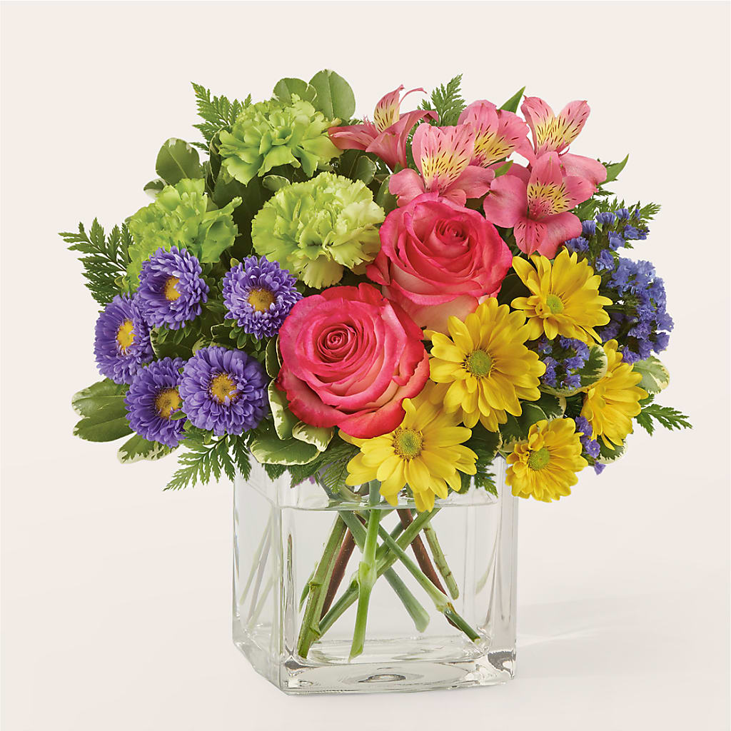 Candy Jar Bouquet – LATE BLOOMERS FLORAL & GIFT LLC, Willmar MN