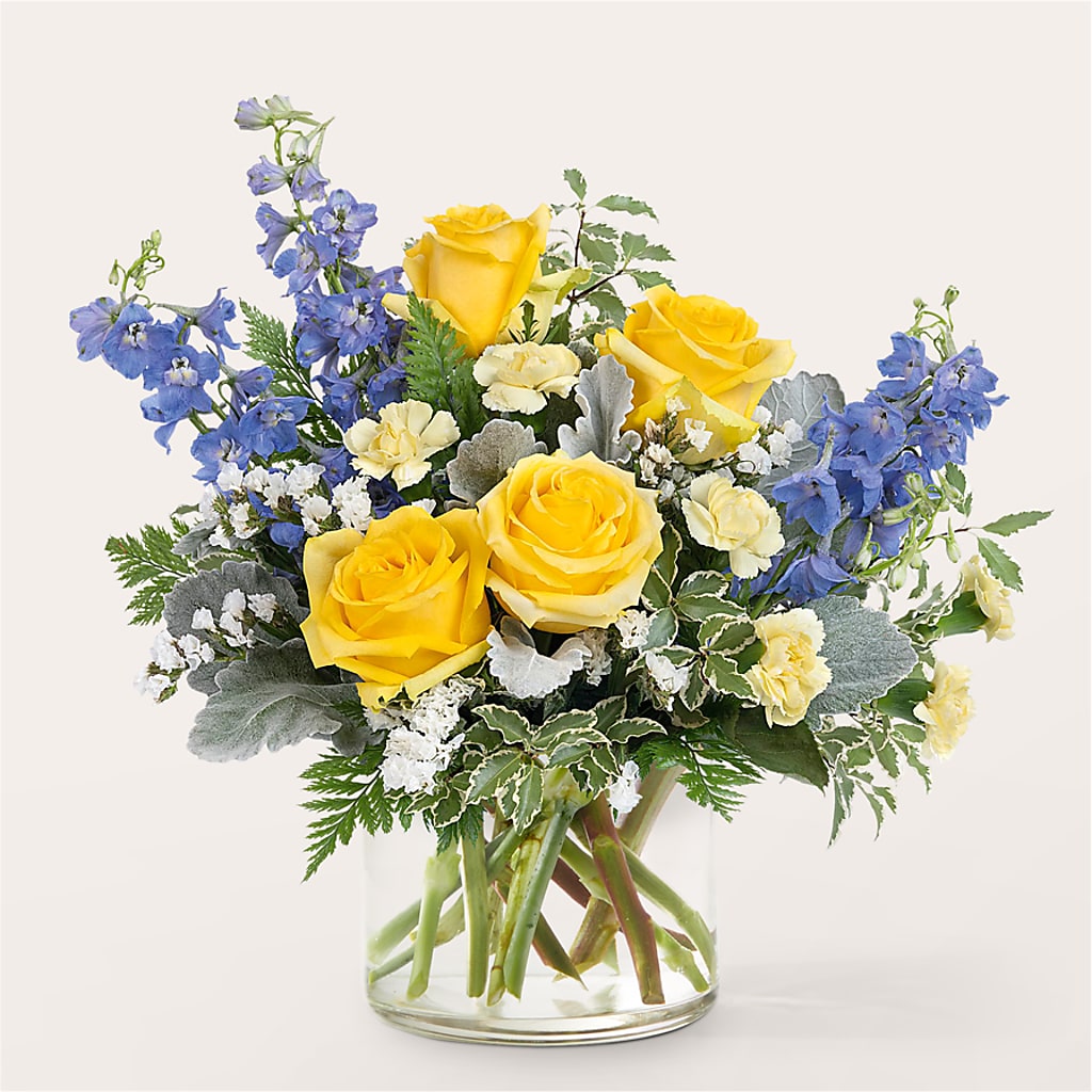 Butterfly Wings Bouquet – LATE BLOOMERS FLORAL & GIFT LLC, Willmar MN