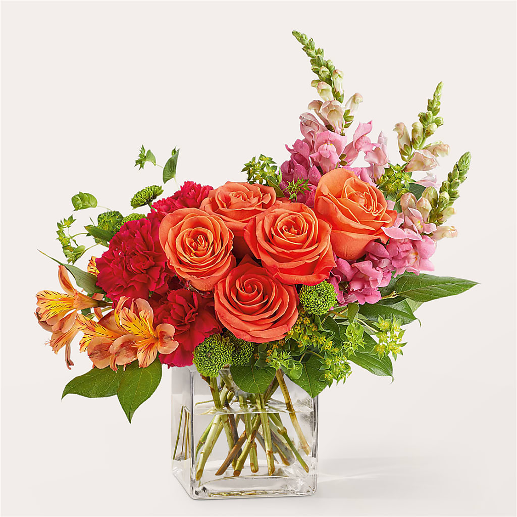 Cosmopolitan Bouquet – LATE BLOOMERS FLORAL & GIFT LLC, Willmar MN