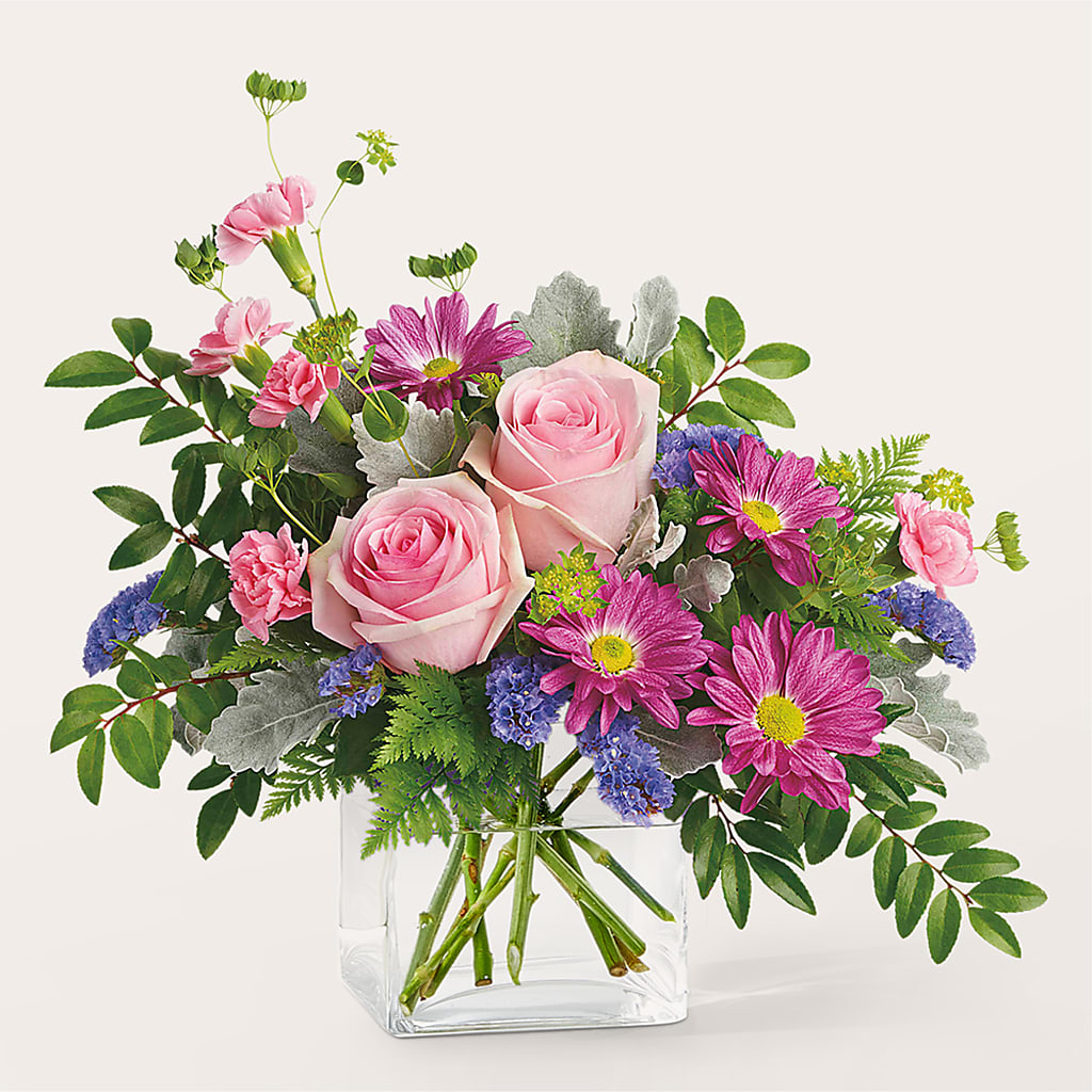Starlet Bouquet – LATE BLOOMERS FLORAL & GIFT LLC, Willmar MN