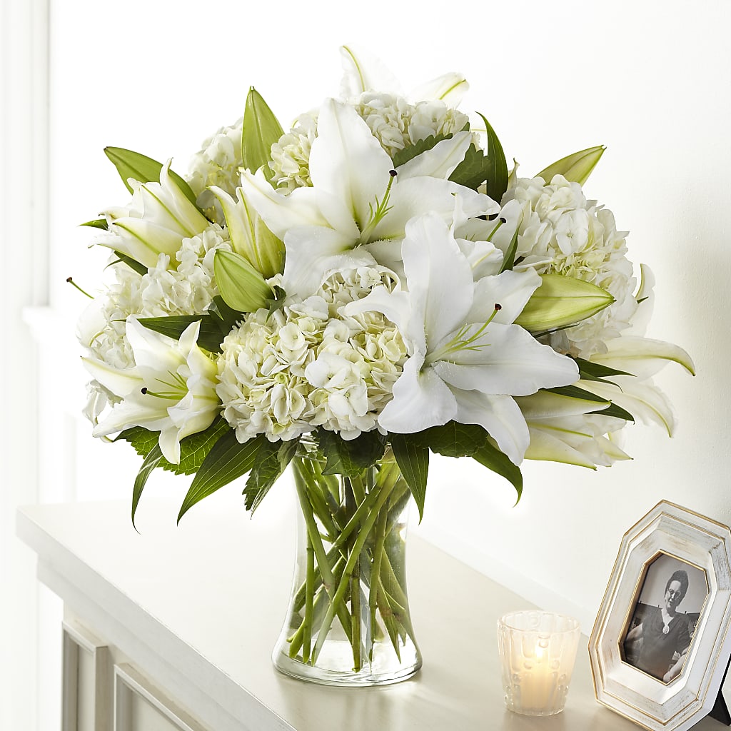 Compassionate Lily Bouquet – LATE BLOOMERS FLORAL & GIFT LLC, Willmar MN