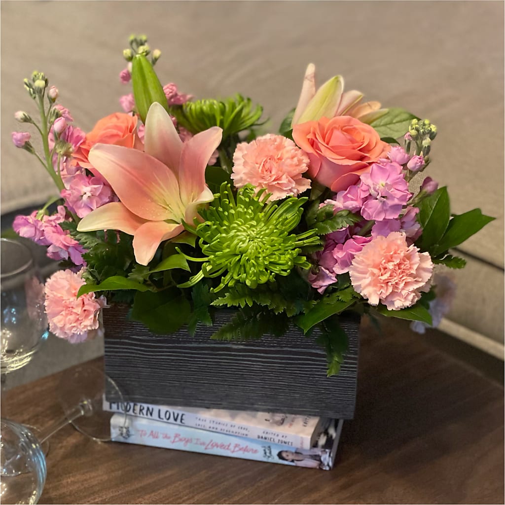 Beautiful Spirit Basket – LATE BLOOMERS FLORAL & GIFT LLC, Willmar MN