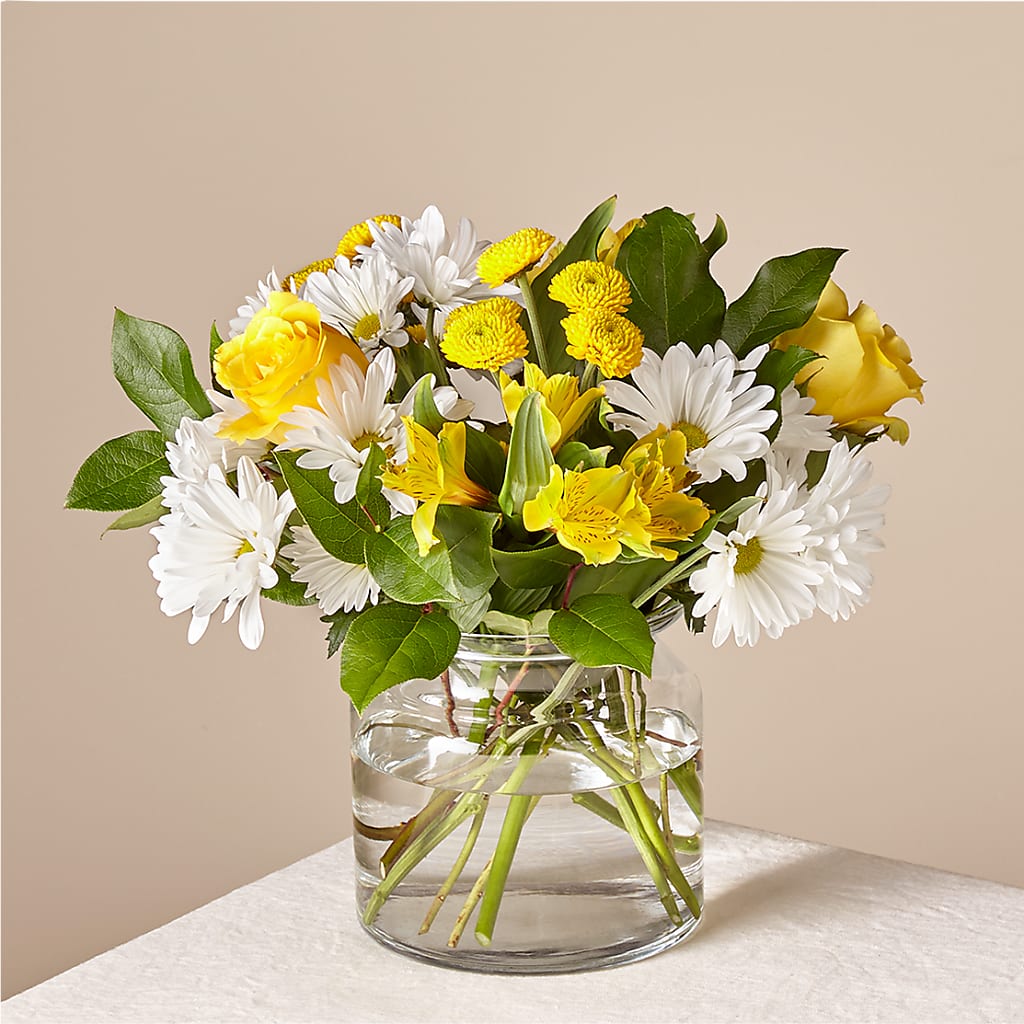 Sunny Sentiments Bouquet – LATE BLOOMERS FLORAL & GIFT LLC, Willmar MN