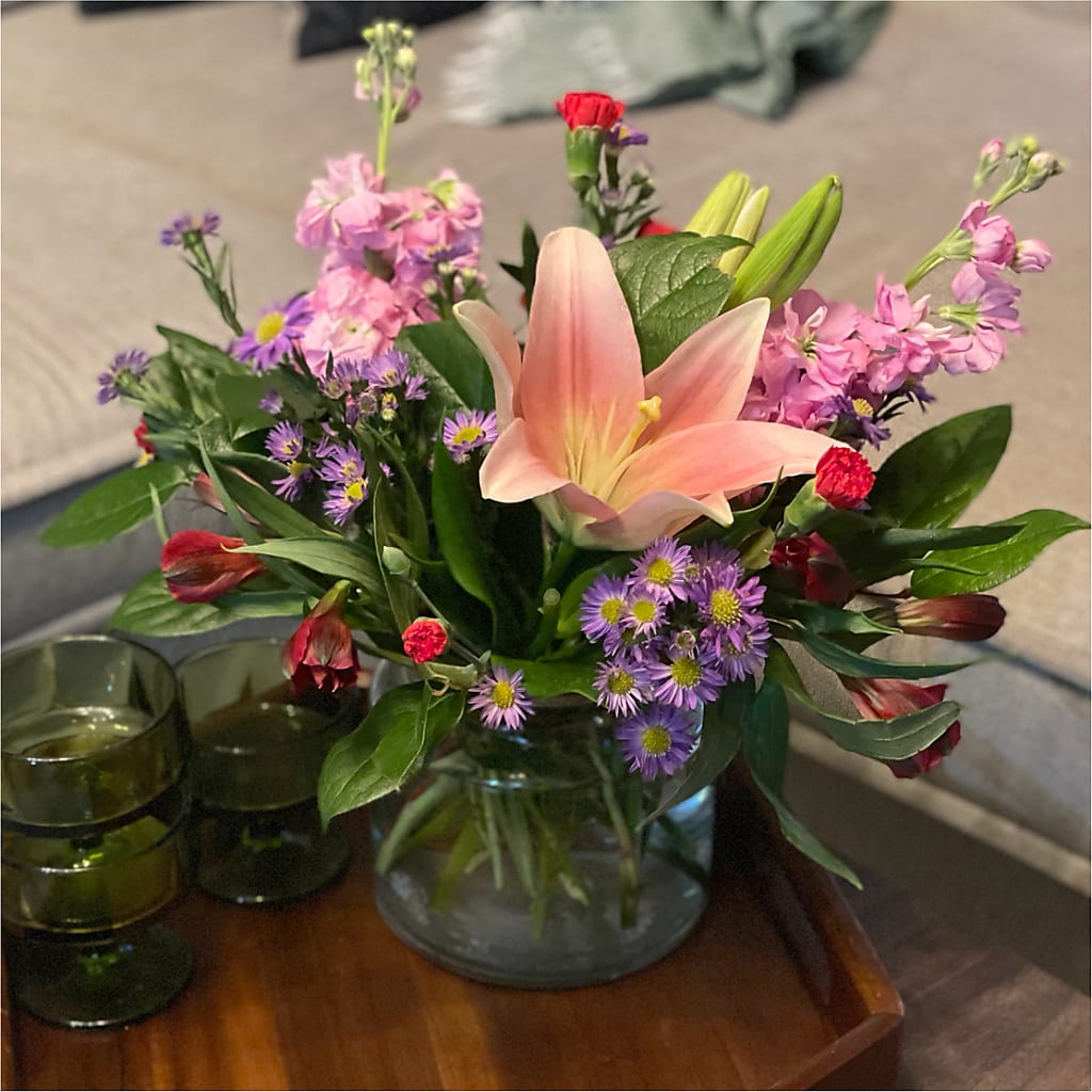Romantique Bouquet – LATE BLOOMERS FLORAL & GIFT LLC, Willmar MN