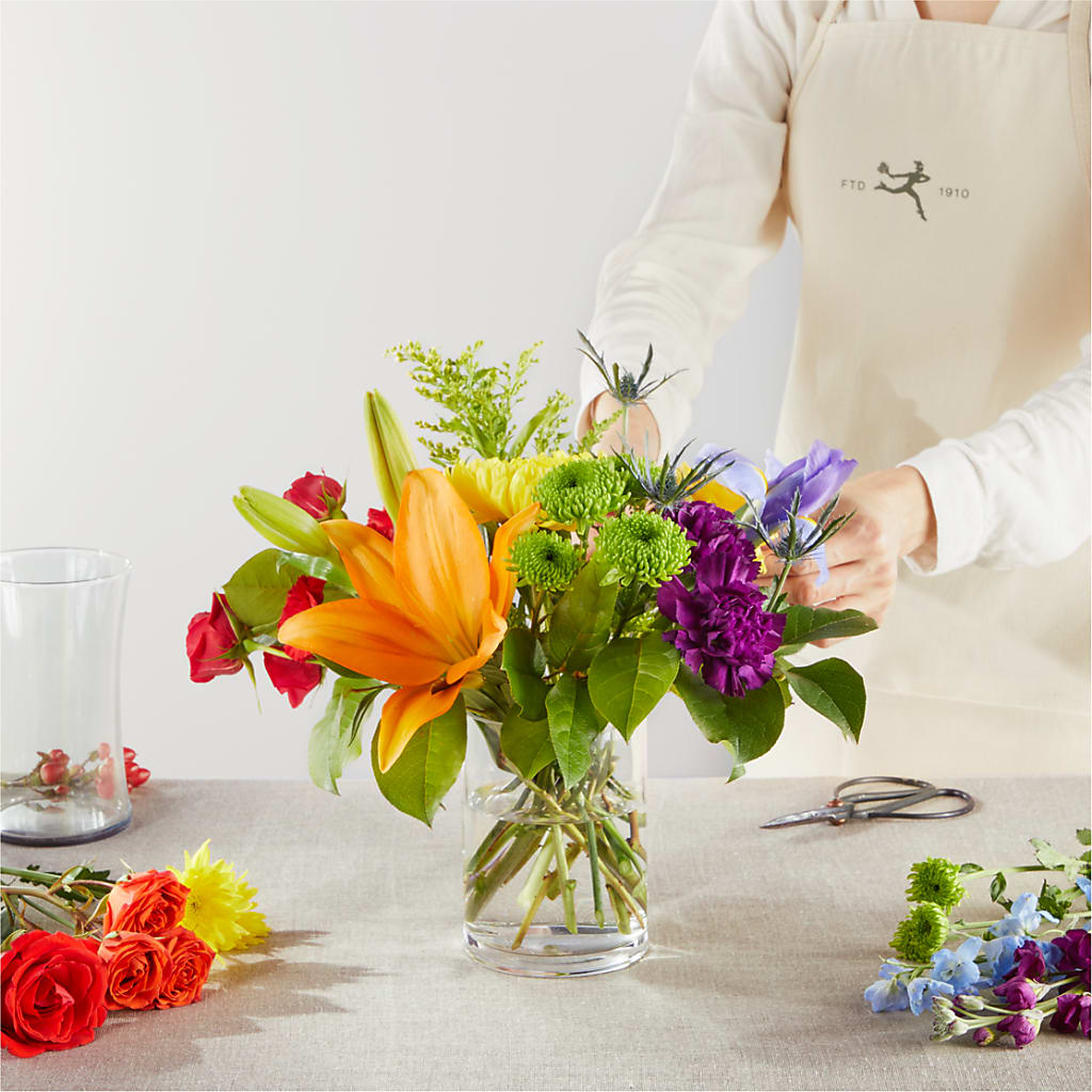 Summer Spectra - A Florist Original – LATE BLOOMERS FLORAL & GIFT LLC, Willmar MN