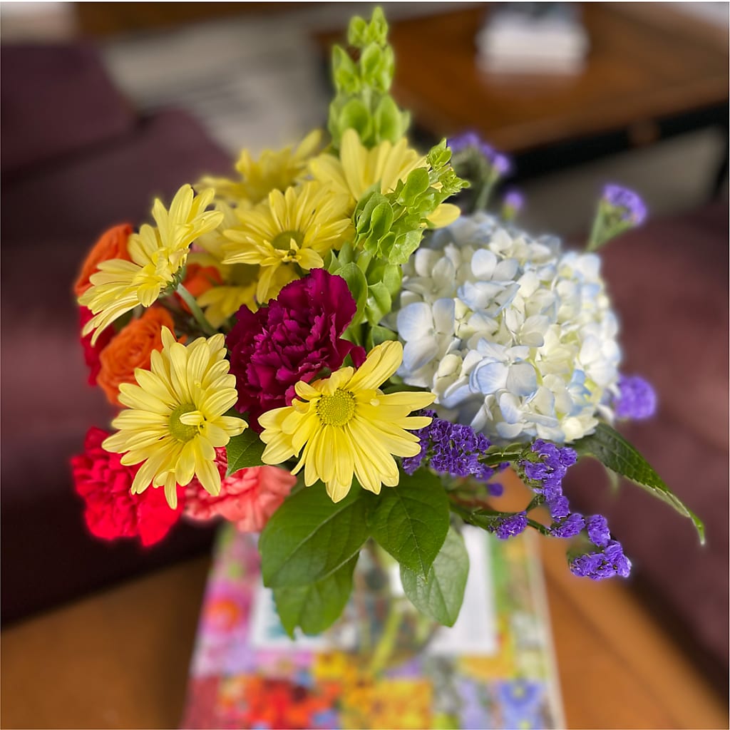 Summer Spectra - A Florist Original – LATE BLOOMERS FLORAL & GIFT LLC, Willmar MN