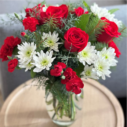 Seasonal Magic Bouquet – LATE BLOOMERS FLORAL & GIFT LLC, Willmar MN