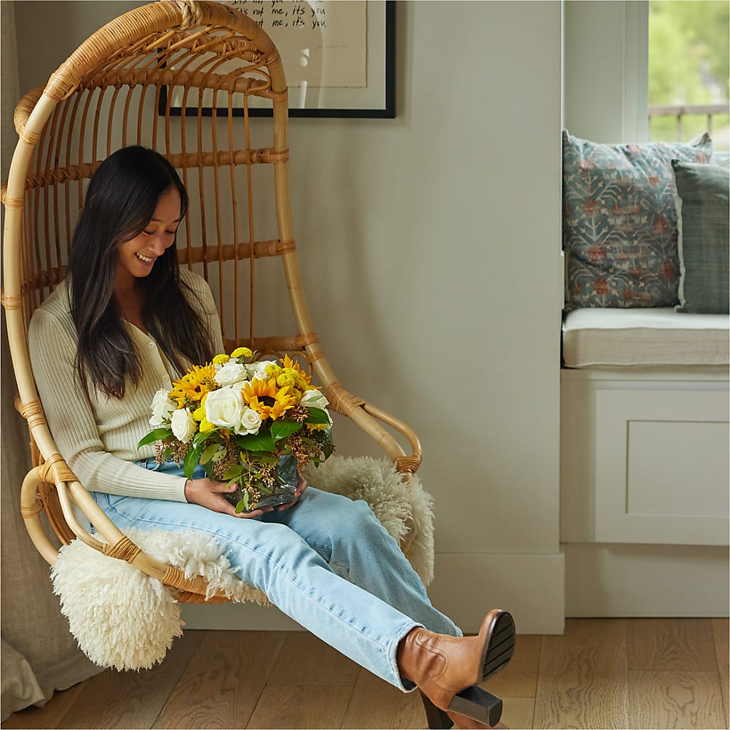 Luminous Morning Bouquet – LATE BLOOMERS FLORAL & GIFT LLC, Willmar MN