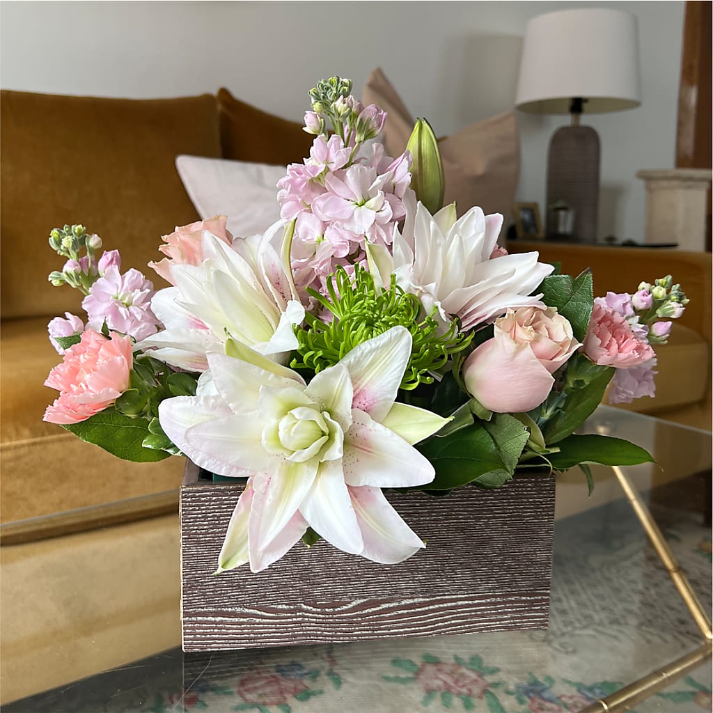 Beautiful Spirit Basket – LATE BLOOMERS FLORAL & GIFT LLC, Willmar MN
