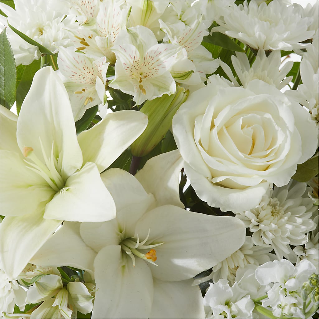 Peaceful Reflections Arrangement – LATE BLOOMERS FLORAL & GIFT LLC, Willmar MN