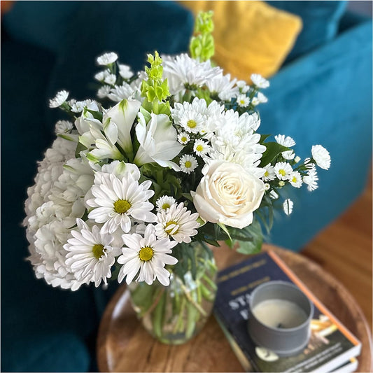 Classic Ivory – A Florist Original – LATE BLOOMERS FLORAL & GIFT LLC, Willmar MN