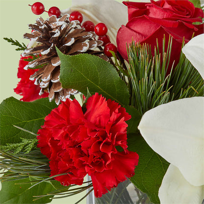 Glistening Icicles Bouquet – LATE BLOOMERS FLORAL & GIFT LLC, Willmar MN