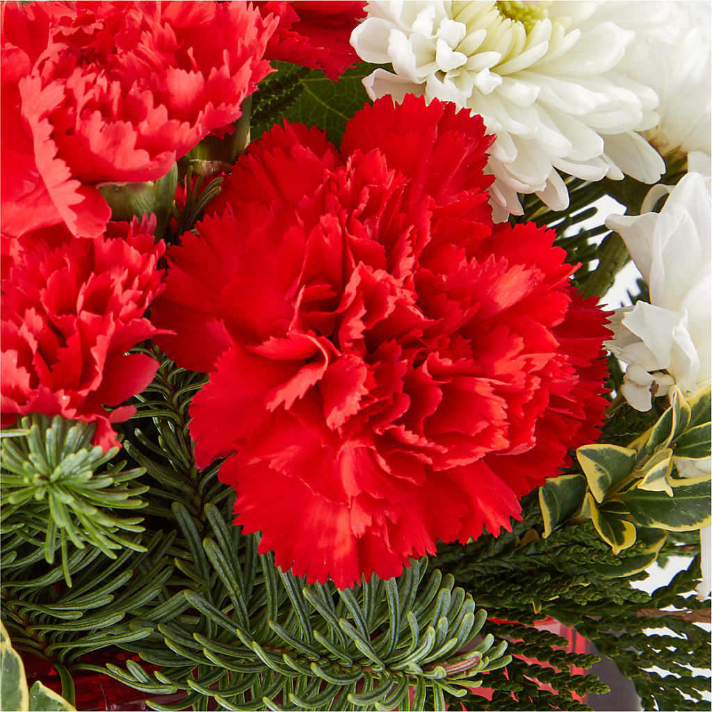 Christmas Market Bouquet – LATE BLOOMERS FLORAL & GIFT LLC, Willmar MN