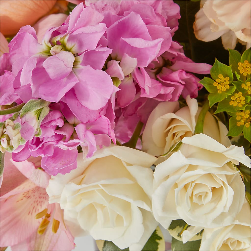 Paradise Bouquet – LATE BLOOMERS FLORAL & GIFT LLC, Willmar MN