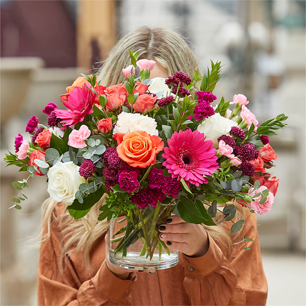 Smell the Roses Bouquet – LATE BLOOMERS FLORAL & GIFT LLC, Willmar MN