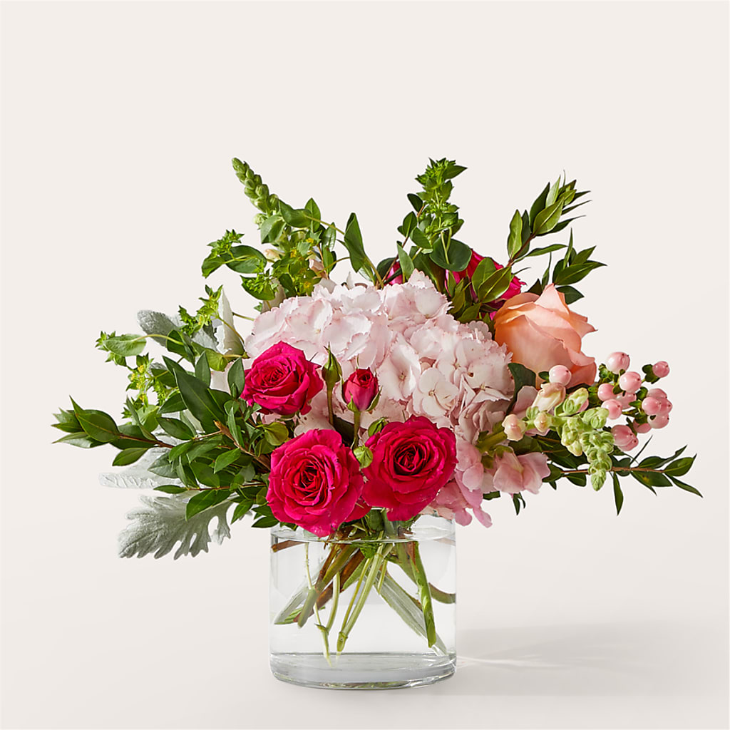 Glitz & Glam Bouquet – LATE BLOOMERS FLORAL & GIFT LLC, Willmar MN