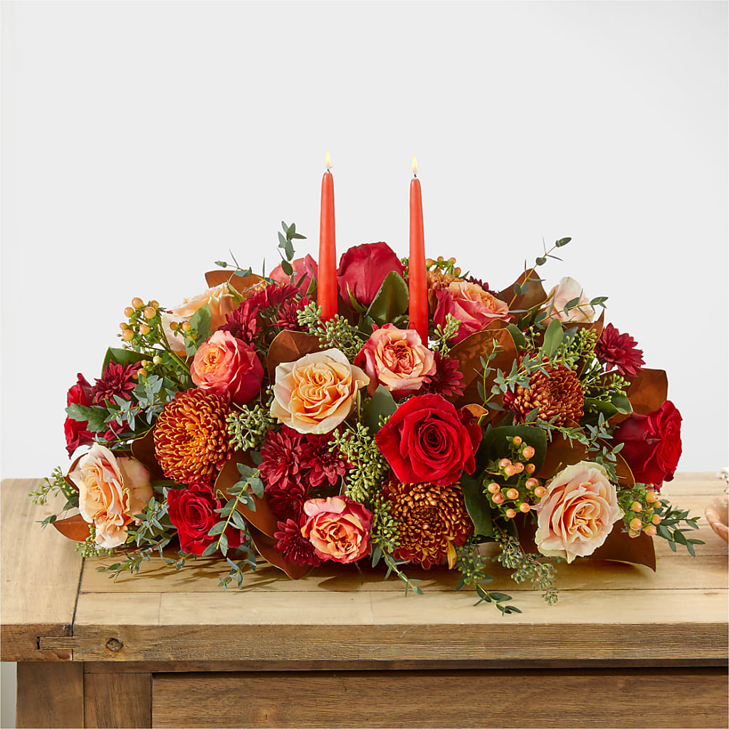 Gather Near Centerpiece – LATE BLOOMERS FLORAL & GIFT LLC, Willmar MN