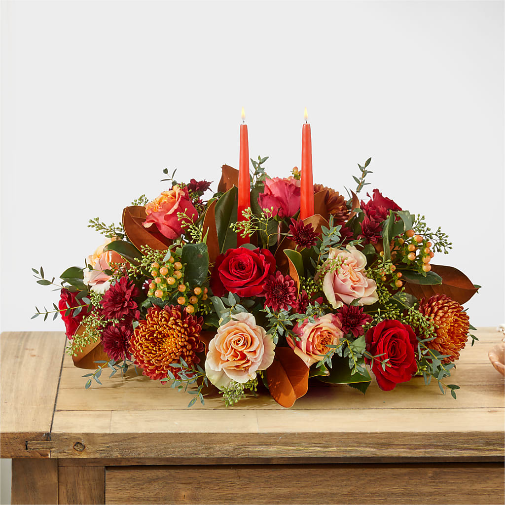 Gather Near Centerpiece – LATE BLOOMERS FLORAL & GIFT LLC, Willmar MN